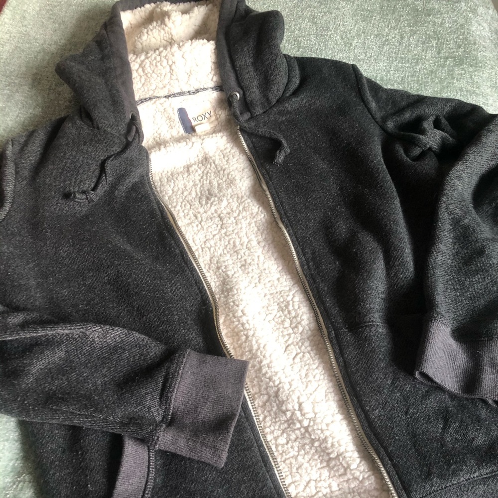 EUC- Roxy Beauty Stardust Sherpa